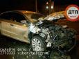 У Києві BMW на шаленій швидкості задом винесло на зустрічну