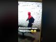 Жодного каяття: Підозрюваний у вбивстві одеської школярки розважається і танцює в СІЗО (відео)