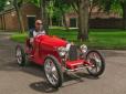 Іграшка для малих мажорів: Bugatti показав свій дитячий електромобіль за $35 000