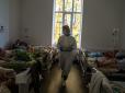 Хвороба - не фейк: У Львові третій день рятують від ковіду багатодітну матір, вся її родина - активні противники вакцинації