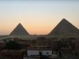 Які неприємності чекають на необачного туриста: Факти про єгипетські піраміди, які ви навряд чи знали раніше (відео)