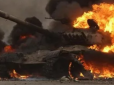 ЗСУ завдали точного удару по ворожому танку - окупант встиг вискочити з техніки, що горить.