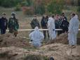 Точна кількість загиблих поки не встановлена: У Лимані виявлено близько 200 одиночних та одну братську могилу (фото)