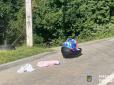 Дитина впала, а горе-батько поїхав далі: У Львові чоловік 