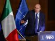 Раніше була проти: Країна G7 готова купувати у США зброю для України, - джерела